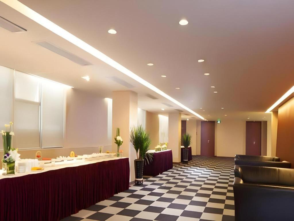 Catic Hotel--Adjacent Buliding Zhuhai Dış mekan fotoğraf